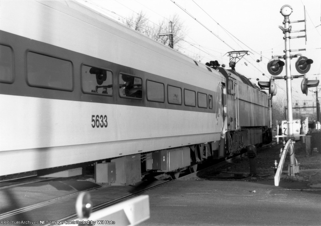 NJT Comet II Coach 5633